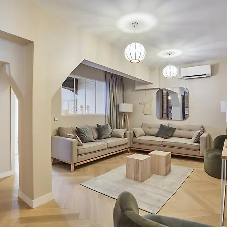 Center Of By Prestige *