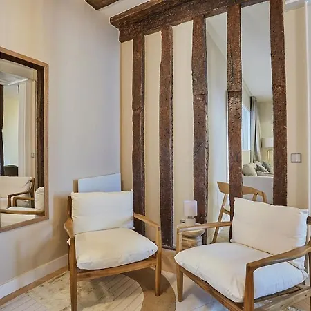 Center Of By Prestige Paris